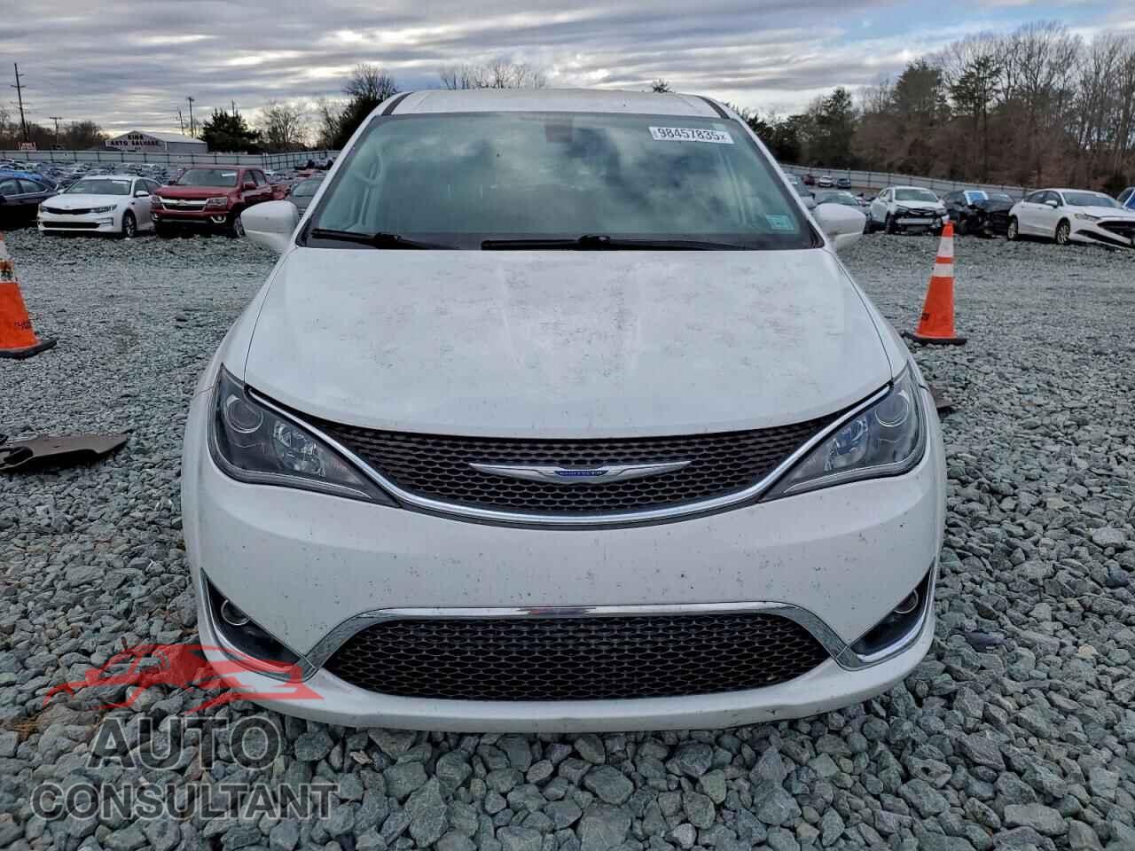 CHRYSLER PACIFICA 2018 - 2C4RC1FG9JR352266