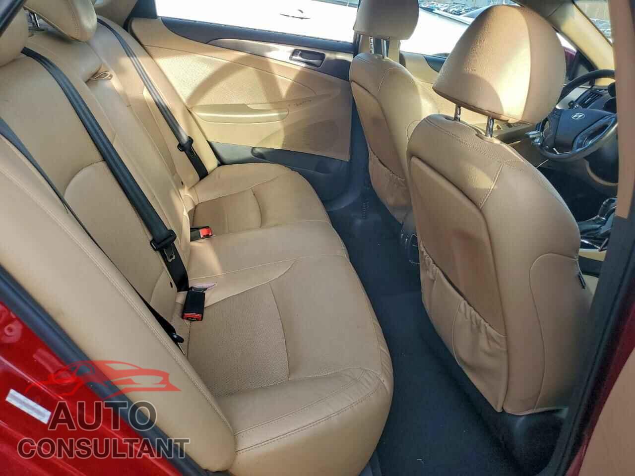 HYUNDAI SONATA 2013 - KMHEC4A46DA081667