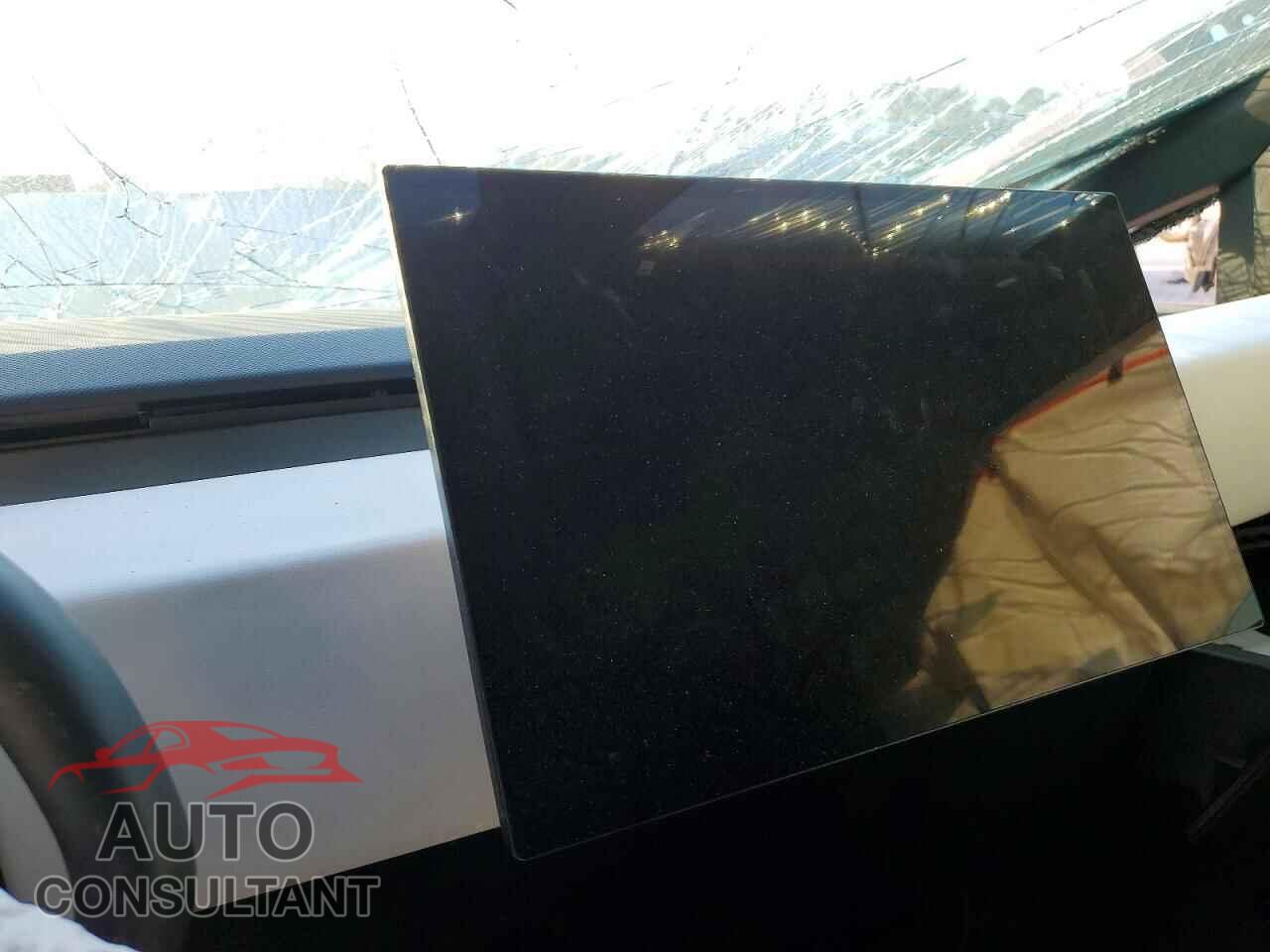 TESLA CYBERTRUCK 2024 - 7G2CEHED1RA040041