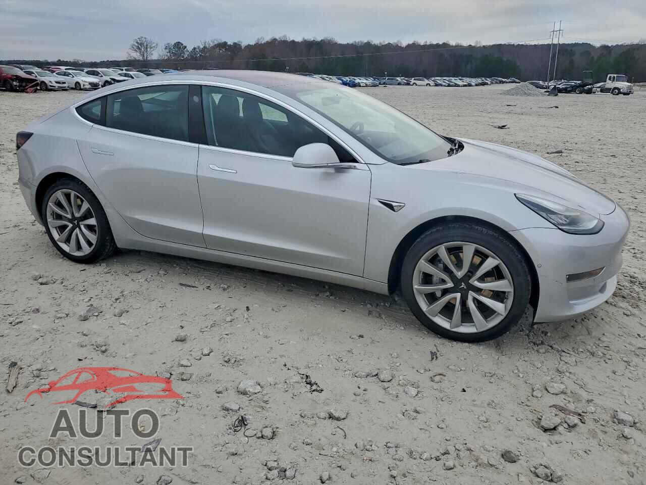 TESLA MODEL 3 2018 - 5YJ3E1EA9JF024404