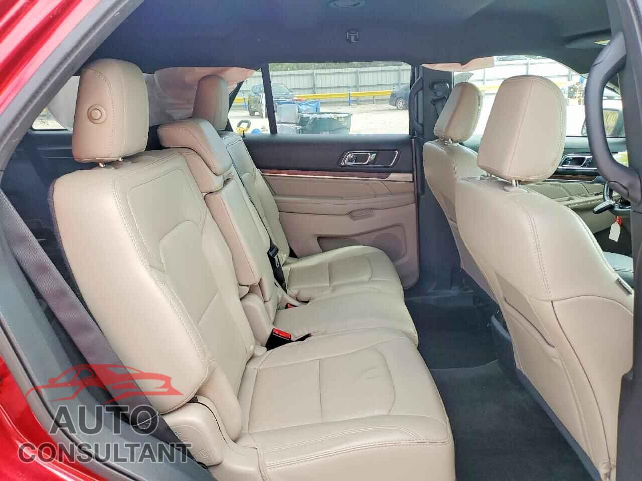 FORD EXPLORER 2018 - 1FM5K7F80JGB75438