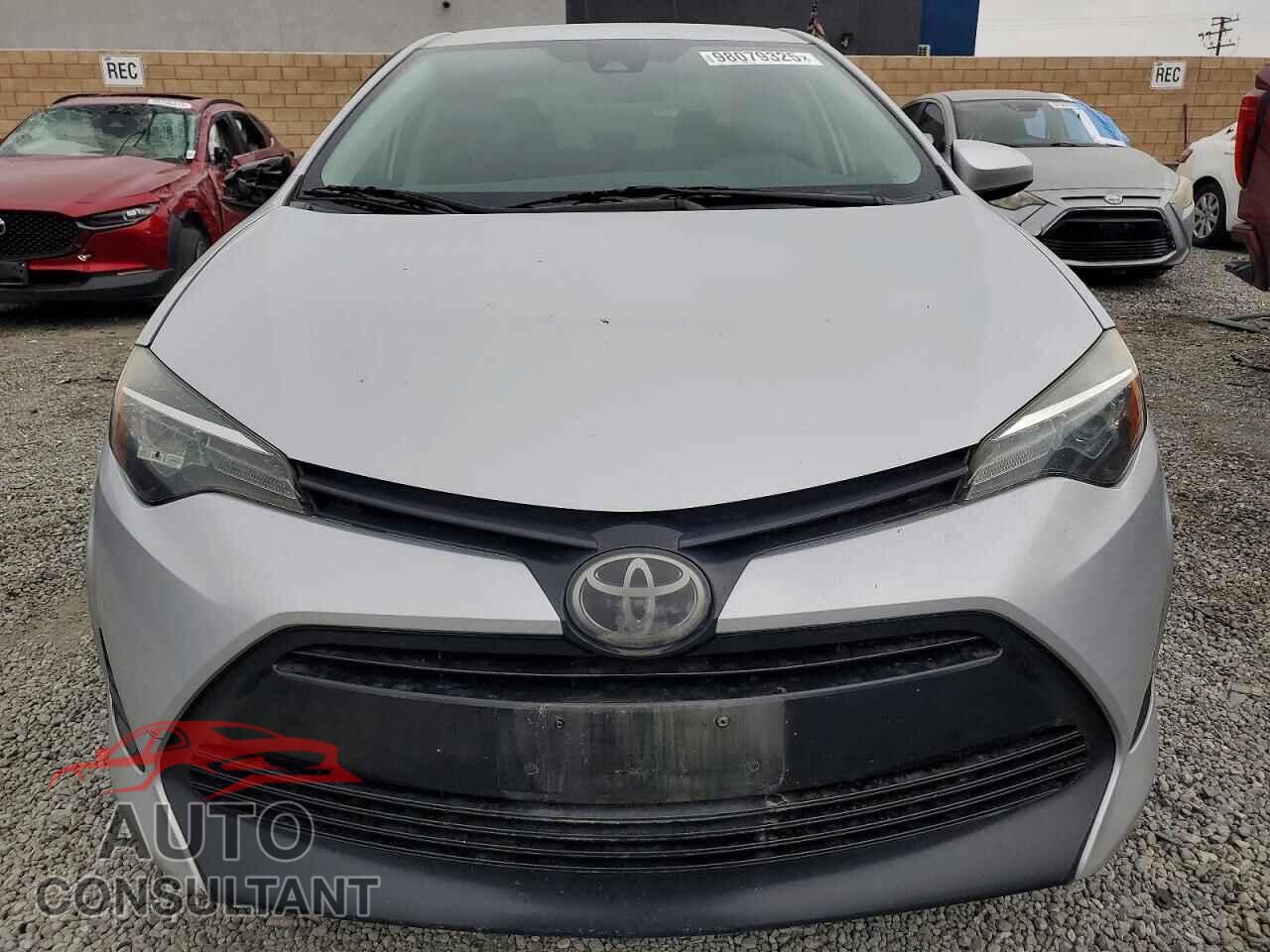 TOYOTA COROLLA 2019 - 2T1BURHE7KC136491