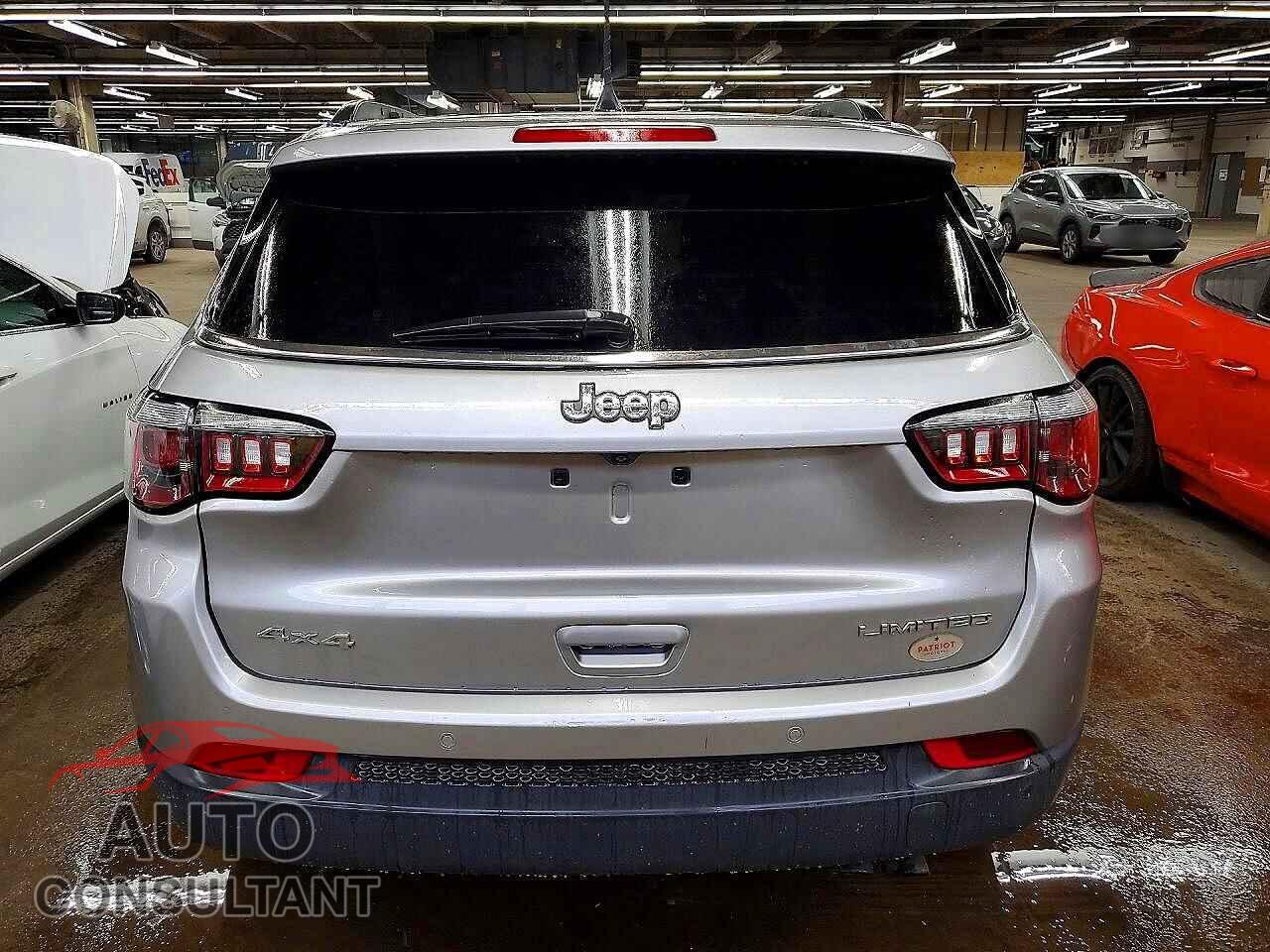 JEEP COMPASS 2021 - 3C4NJDCB8MT572742