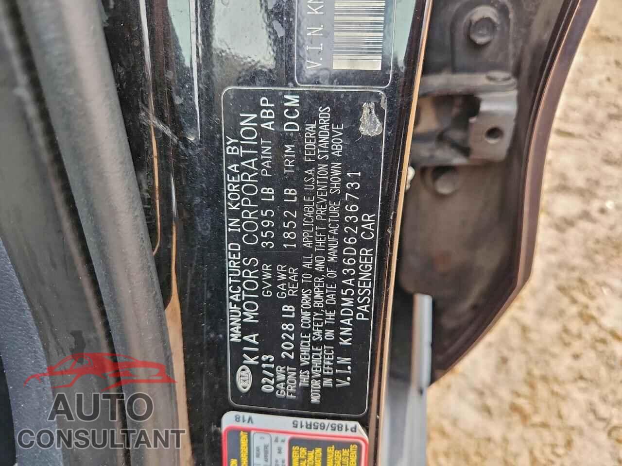 KIA RIO 2013 - KNADM5A36D6236731
