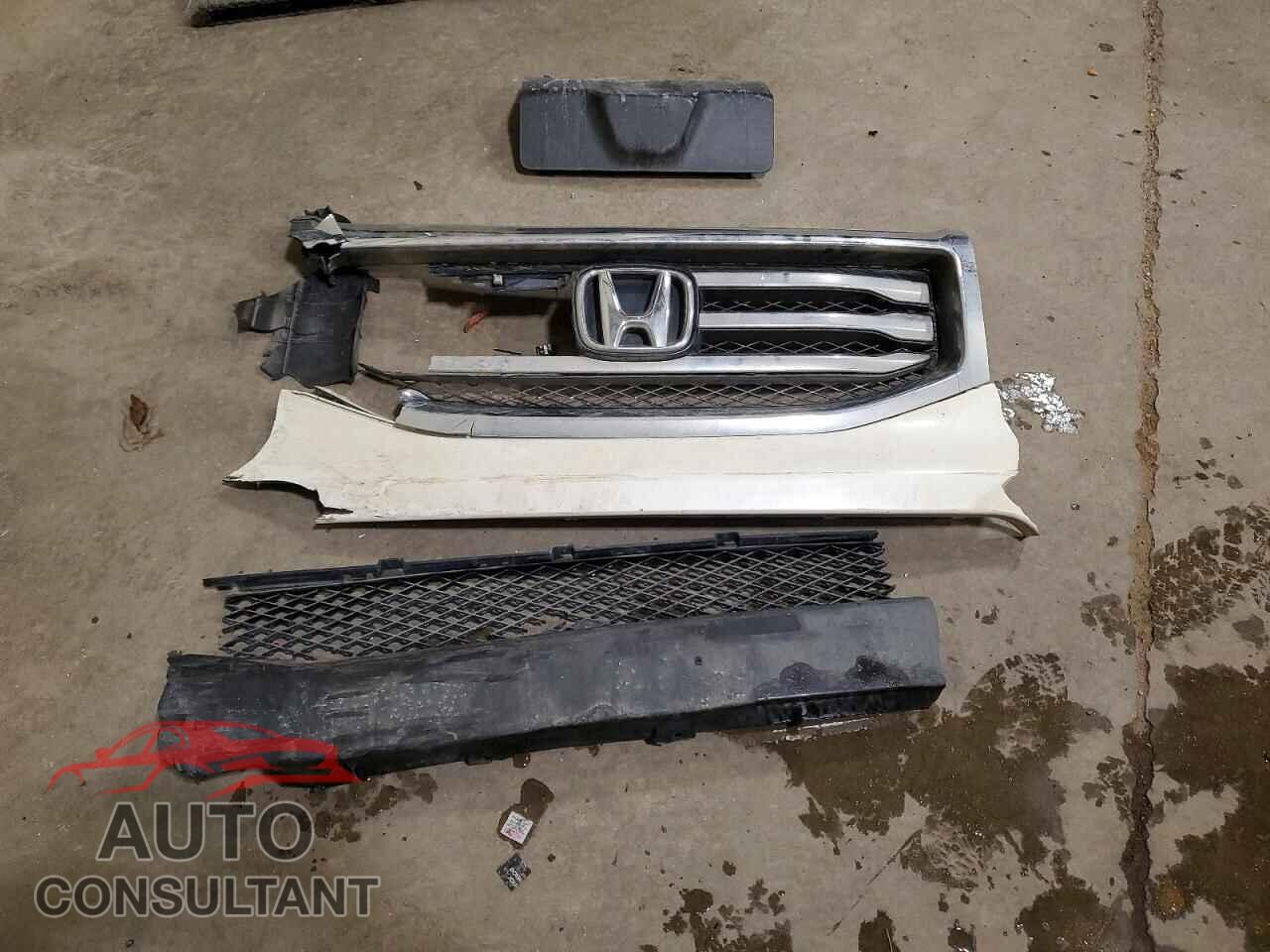 HONDA PILOT 2013 - 5FNYF4H91DB501899