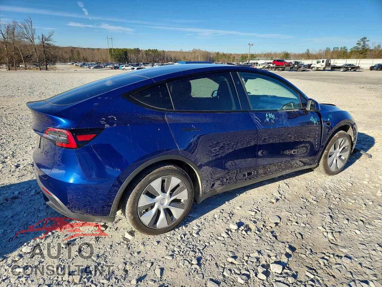 TESLA MODEL Y 2024 - 7SAYGDED7RF052423