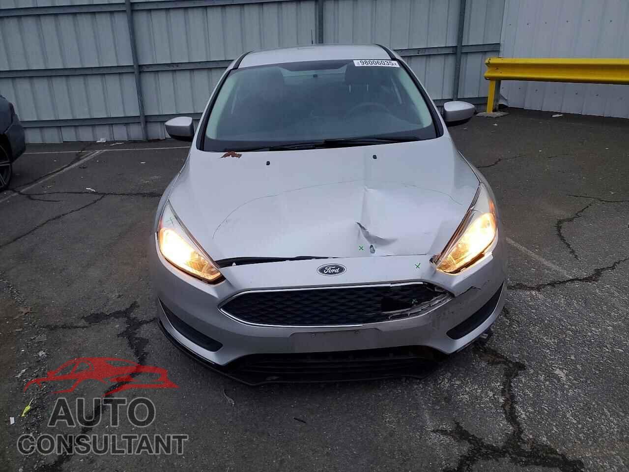 FORD FOCUS 2018 - 1FADP3F23JL278629