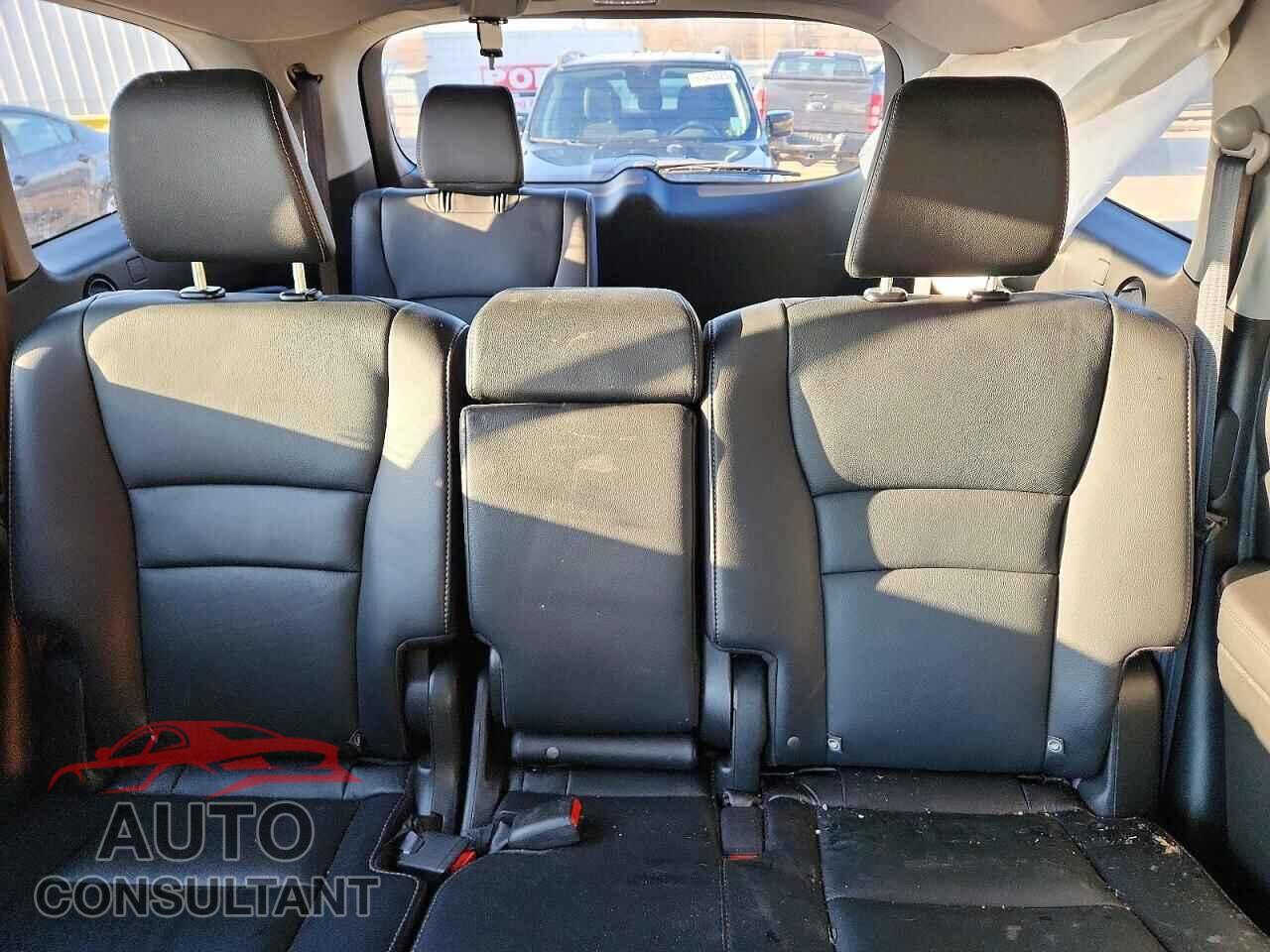 HONDA PILOT 2020 - 5FNYF5H96LB024455