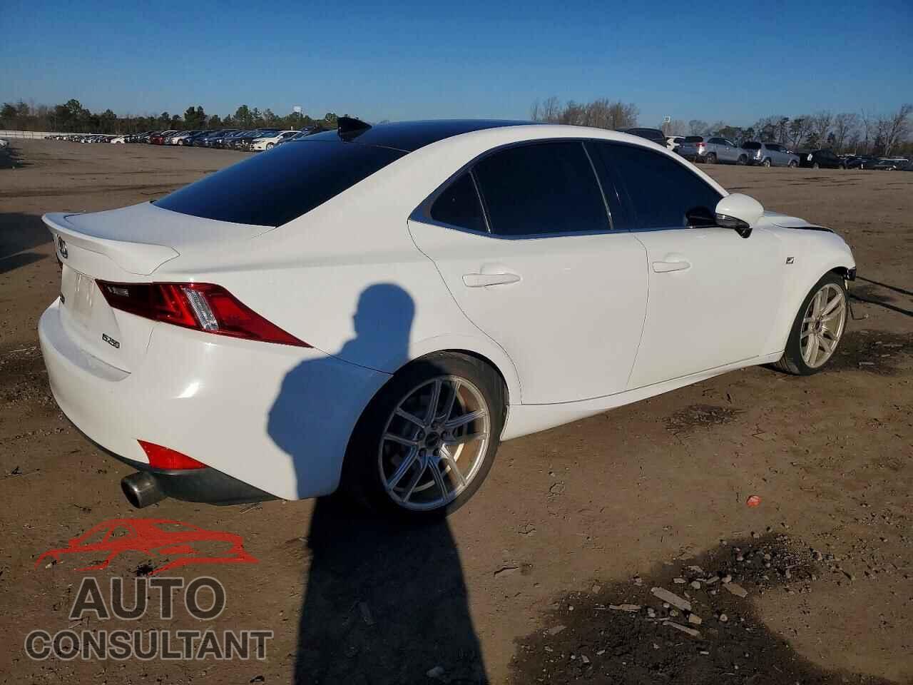 LEXUS IS 2015 - JTHBF1D23F5070207