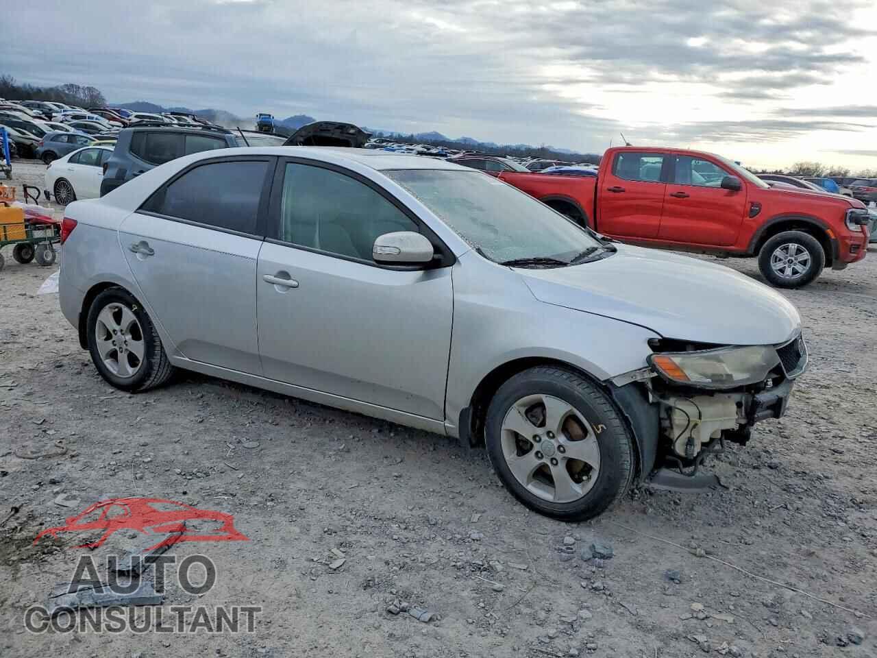 KIA FORTE 2010 - KNAFU4A22A5280401