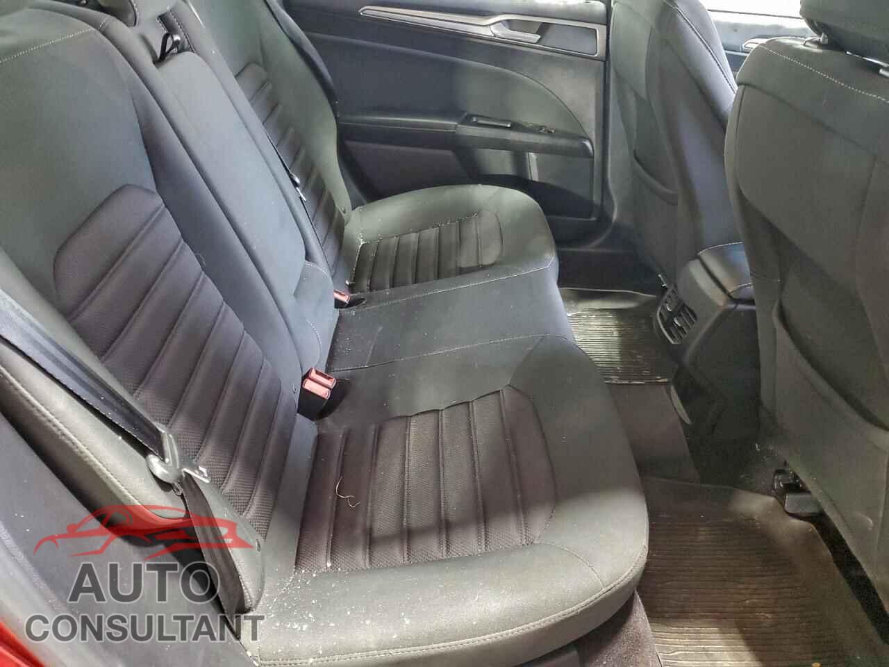 FORD FUSION 2017 - 3FA6P0LU7HR308627