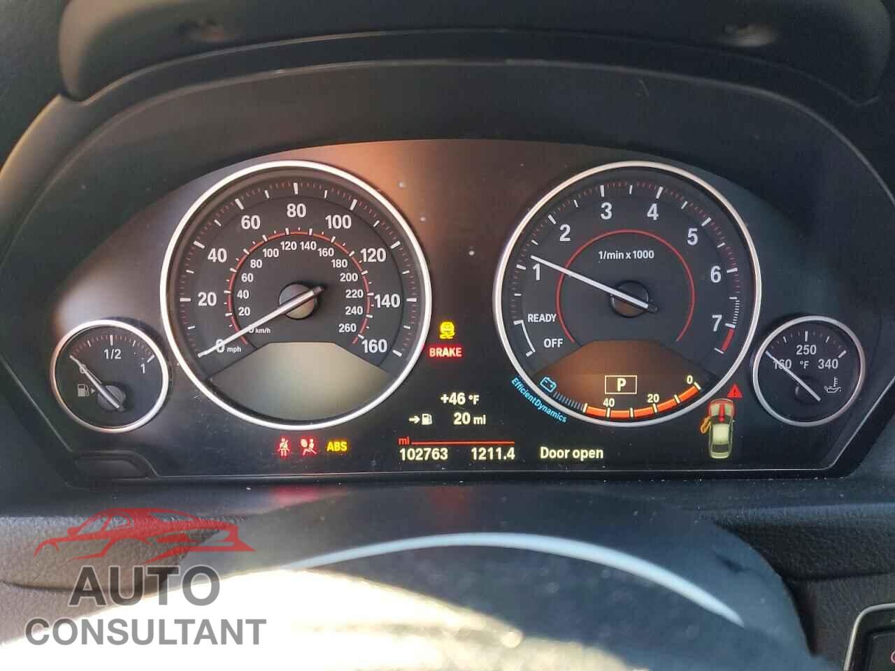 BMW 3 SERIES 2016 - WBA8E3G55GNU04963