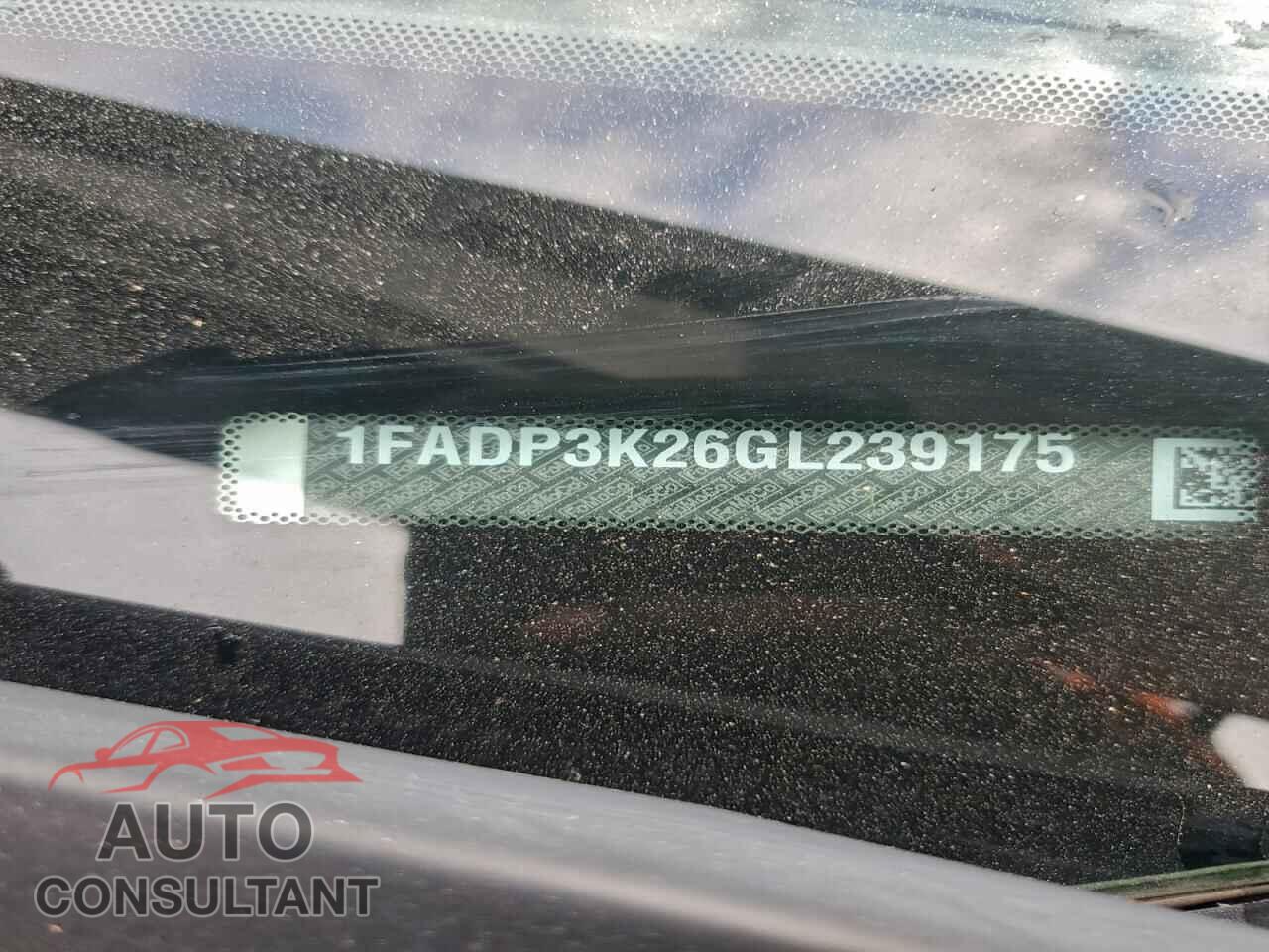 FORD FOCUS 2016 - 1FADP3K26GL239175