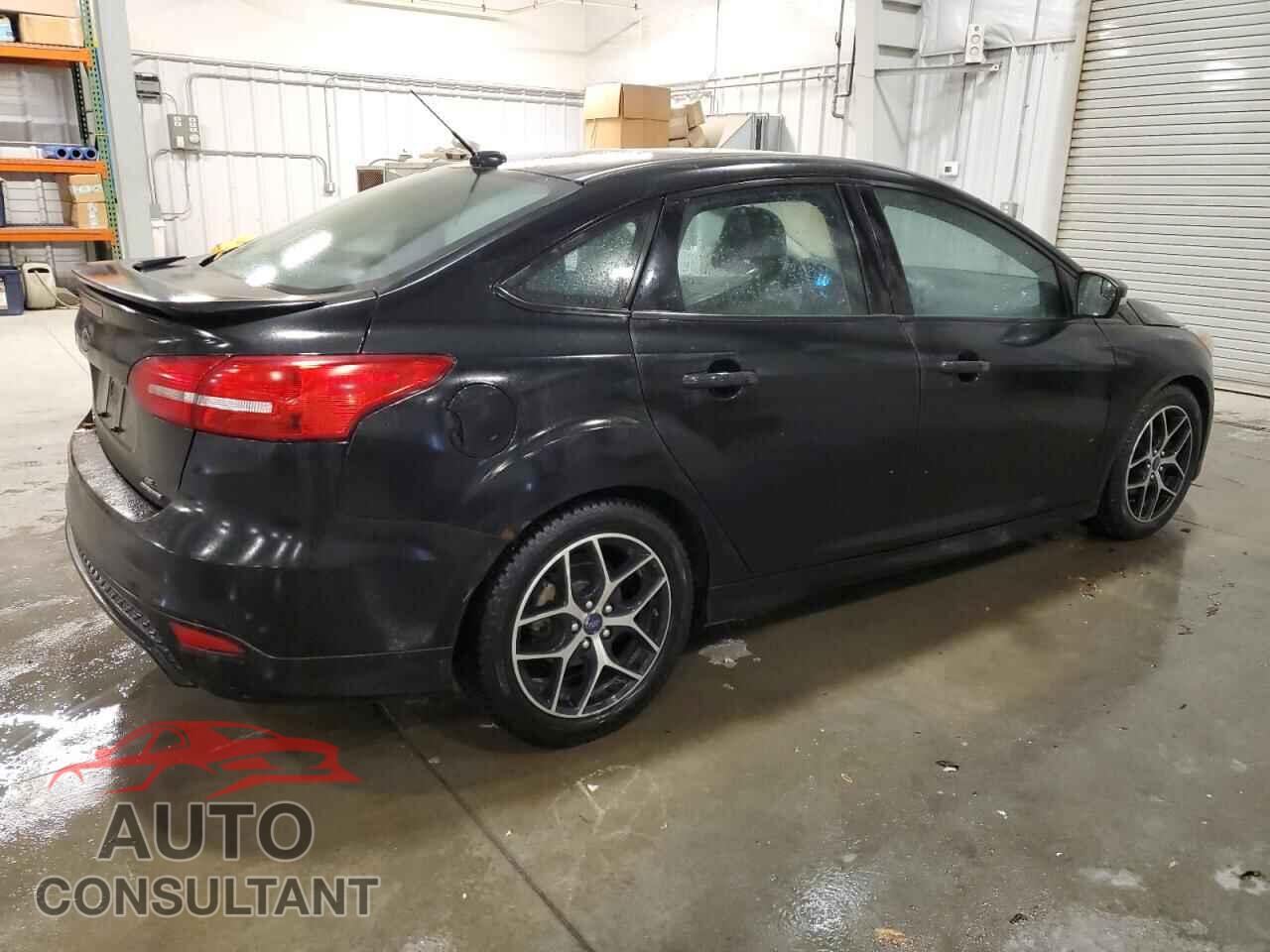 FORD FOCUS 2015 - 1FADP3F25FL314358