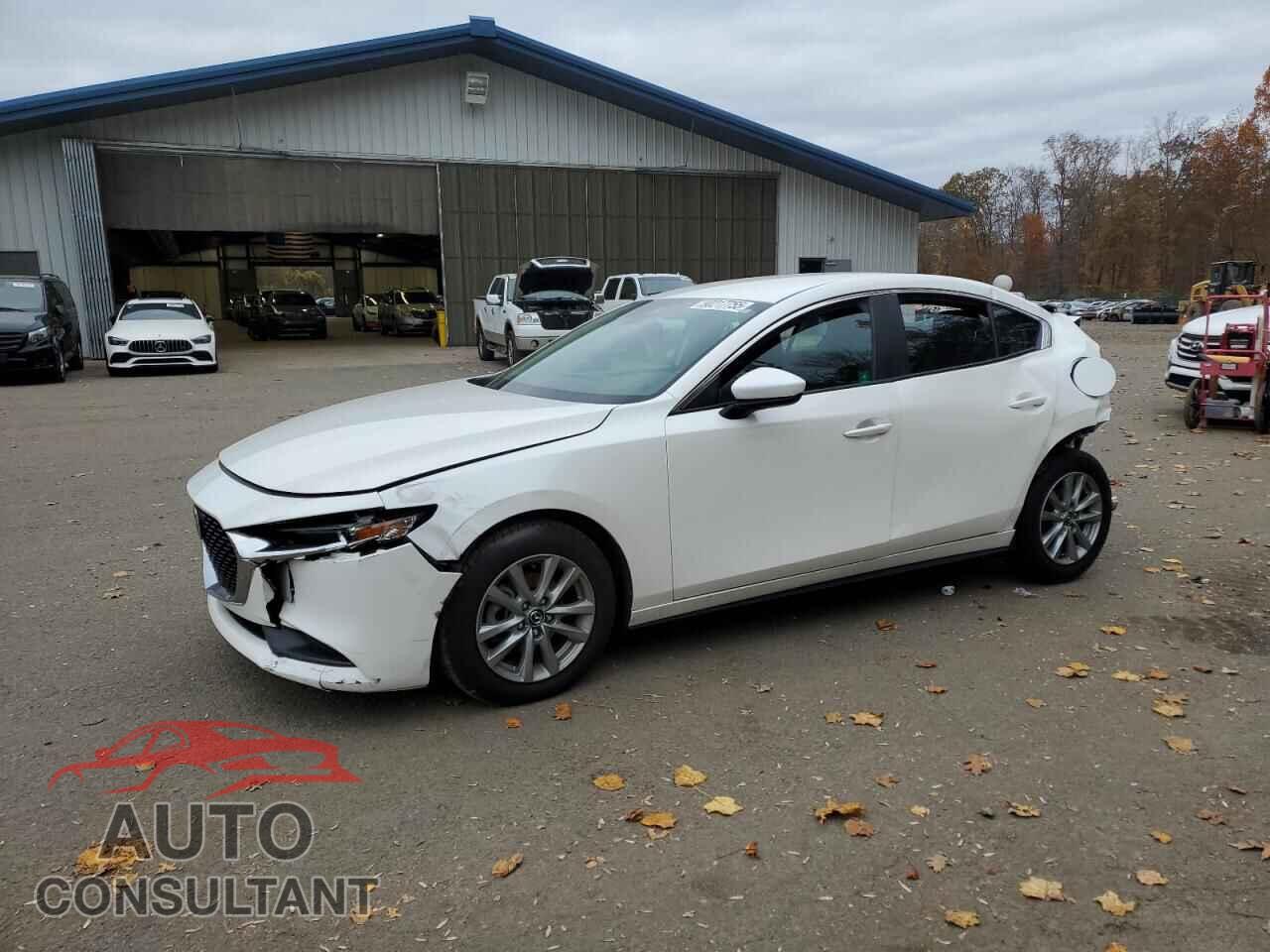 MAZDA 3 2023 - 3MZBPAAM6PM372149