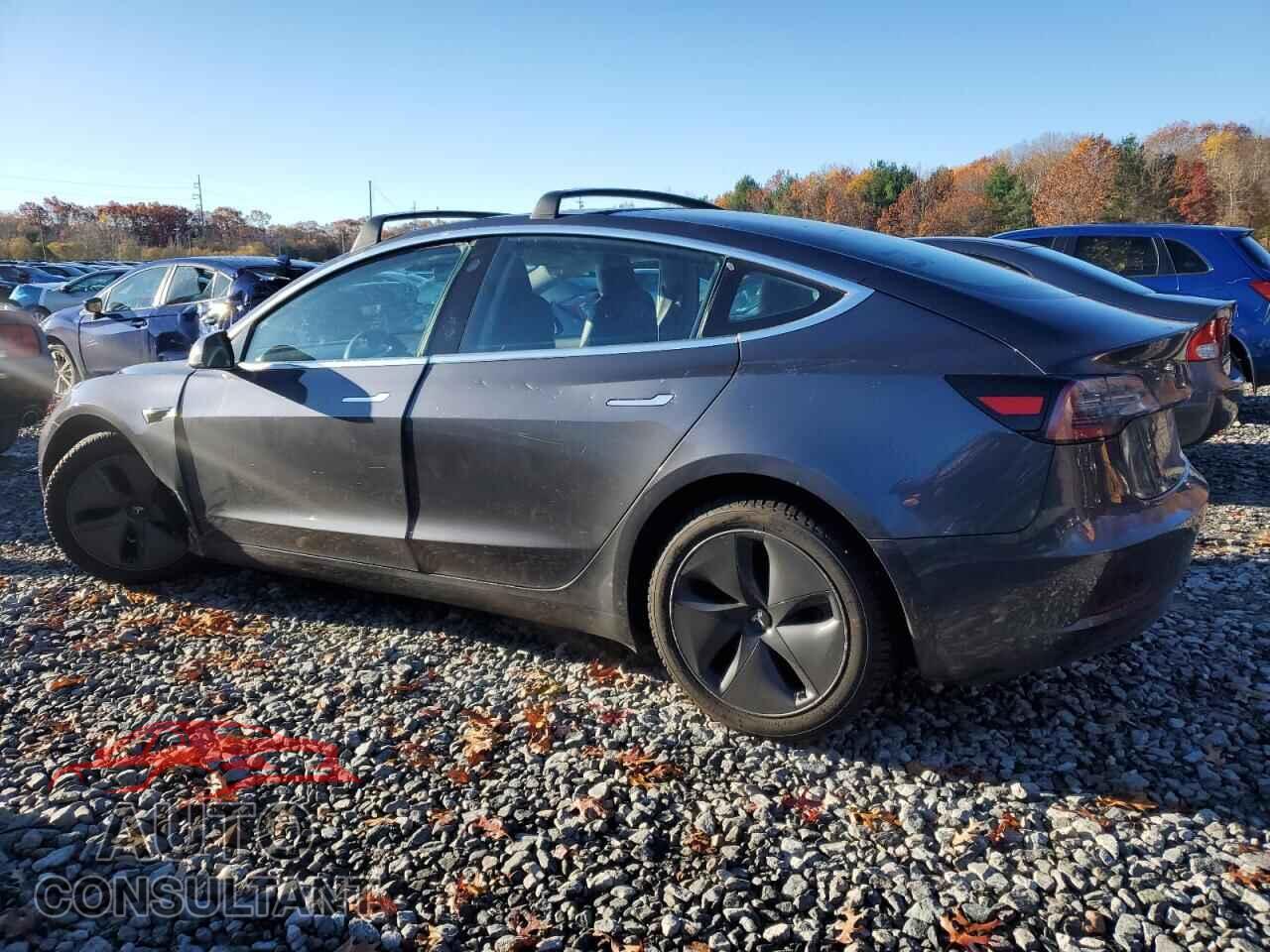 TESLA MODEL 3 2018 - 5YJ3E1EB6JF093219