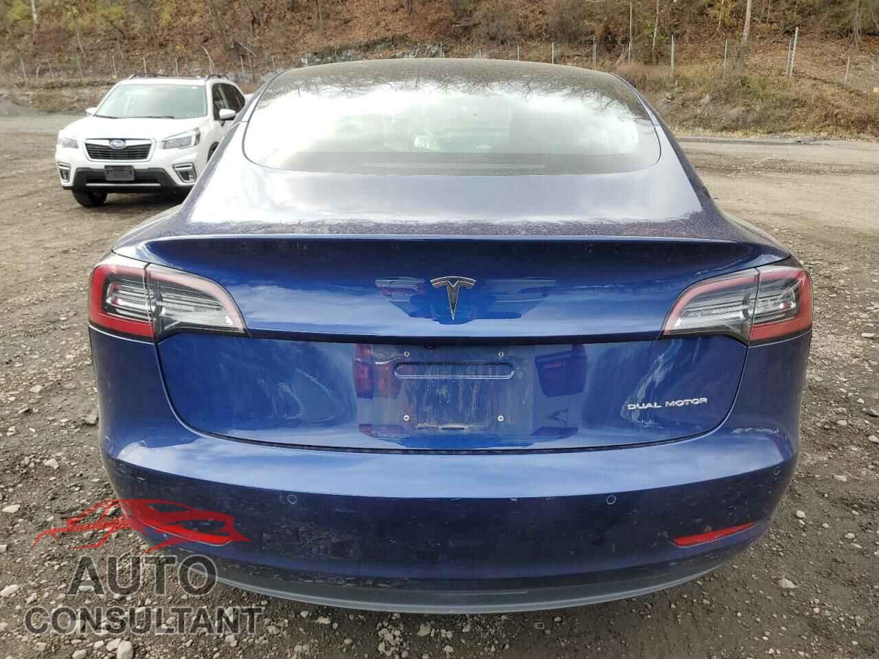 TESLA MODEL 3 2018 - 5YJ3E1EB2JF120352