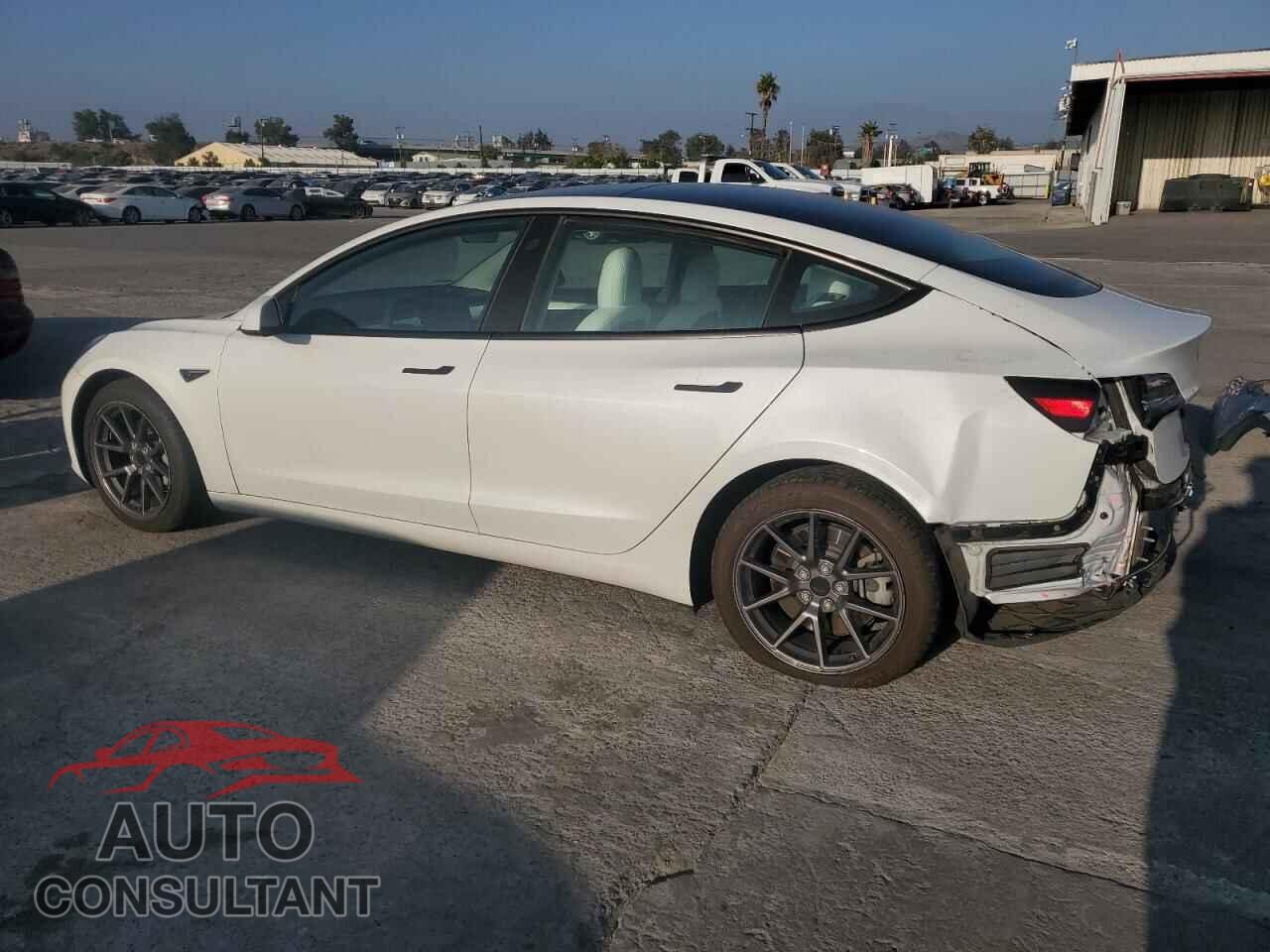 TESLA MODEL 3 2022 - 5YJ3E1EA9NF375206