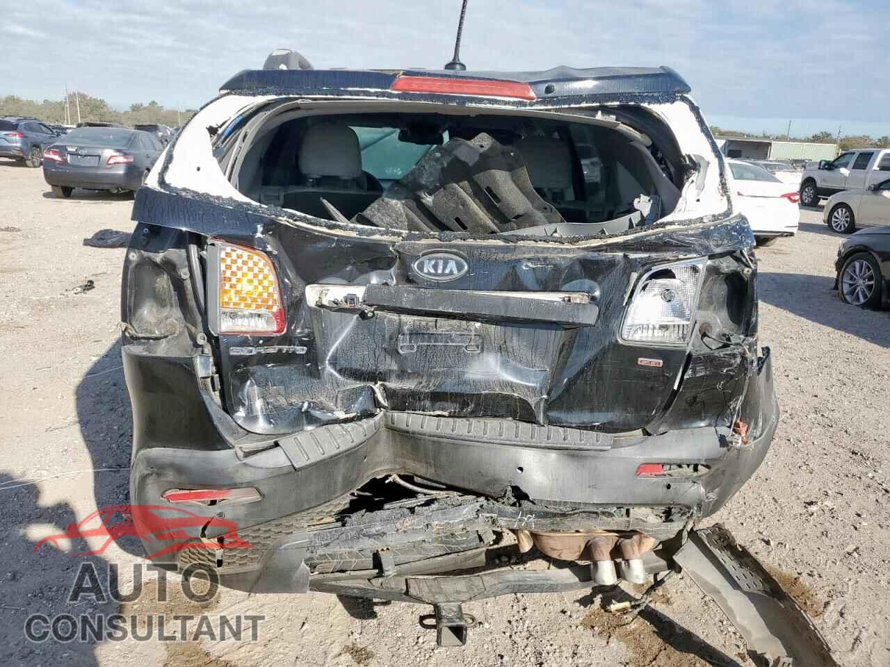 KIA SORENTO 2013 - 5XYKT4A69DG324784