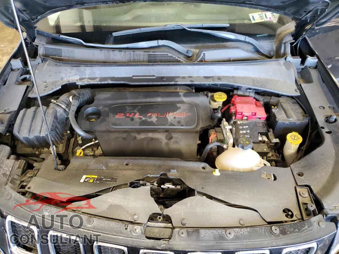 JEEP COMPASS 2020 - 3C4NJDBB9LT104647