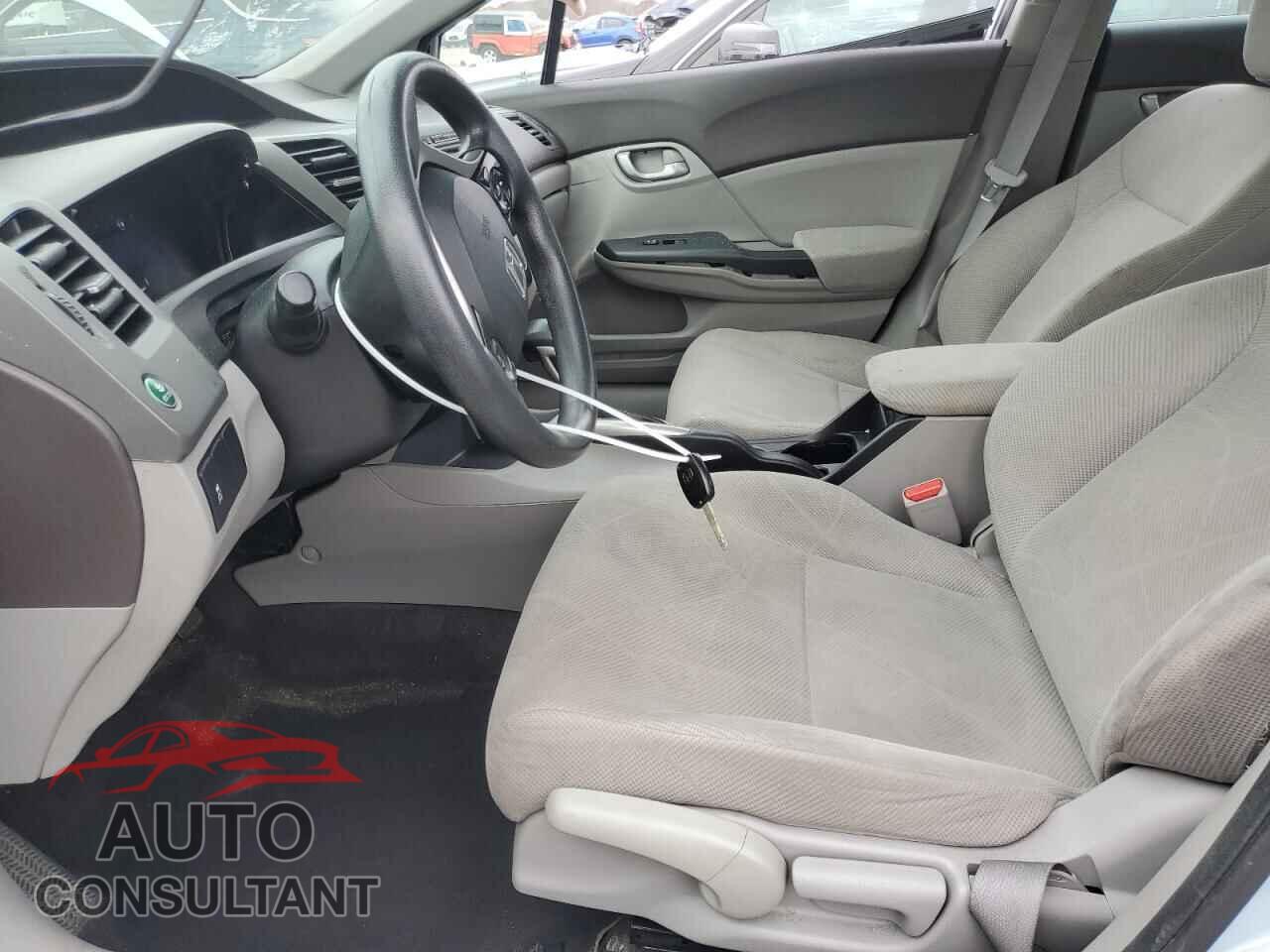 HONDA CIVIC 2012 - 2HGFB2F55CH546894