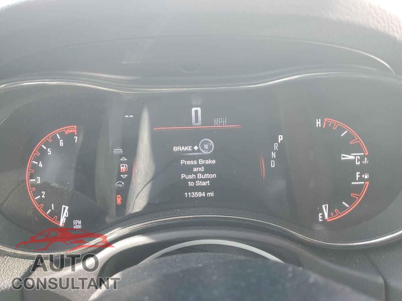 DODGE DURANGO 2018 - 1C4RDJDG5JC385421
