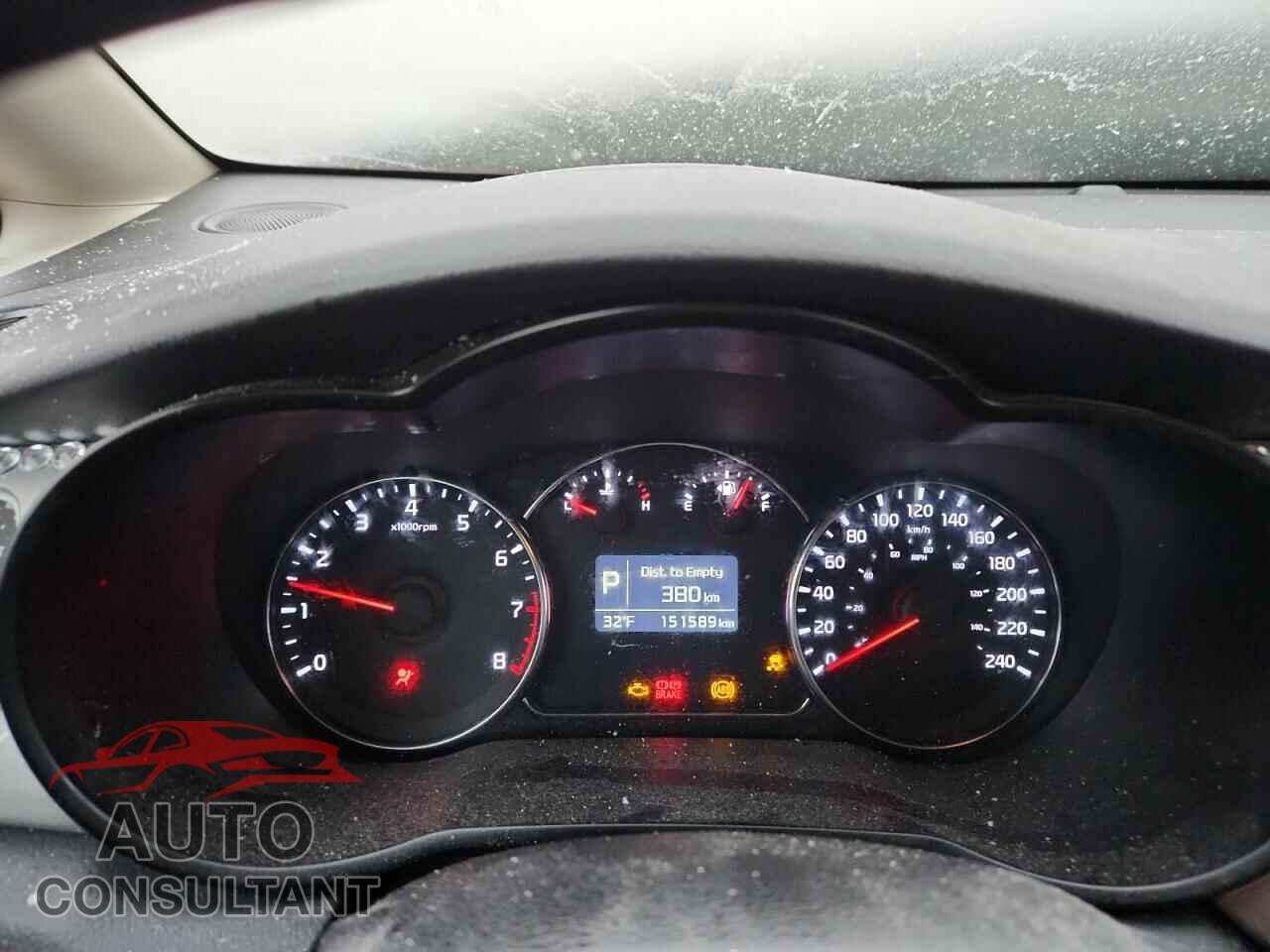 KIA RONDO 2015 - KNAHU8A34F7089924