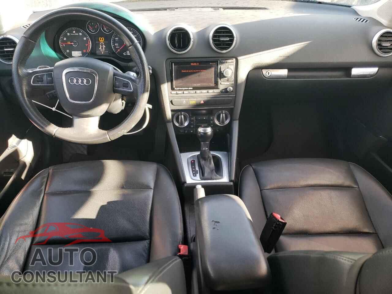 AUDI A3 2013 - WAUMFAFM2DA032994