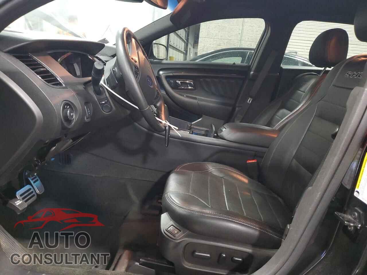 FORD TAURUS 2015 - 1FAHP2KT7FG125780