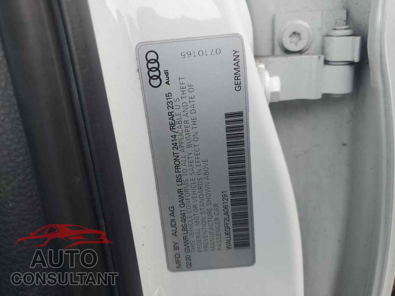 AUDI A3 2020 - WAUJEGFF2LA061291