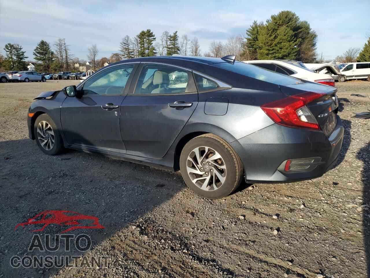 HONDA CIVIC 2018 - 2HGFC2F77JH501676