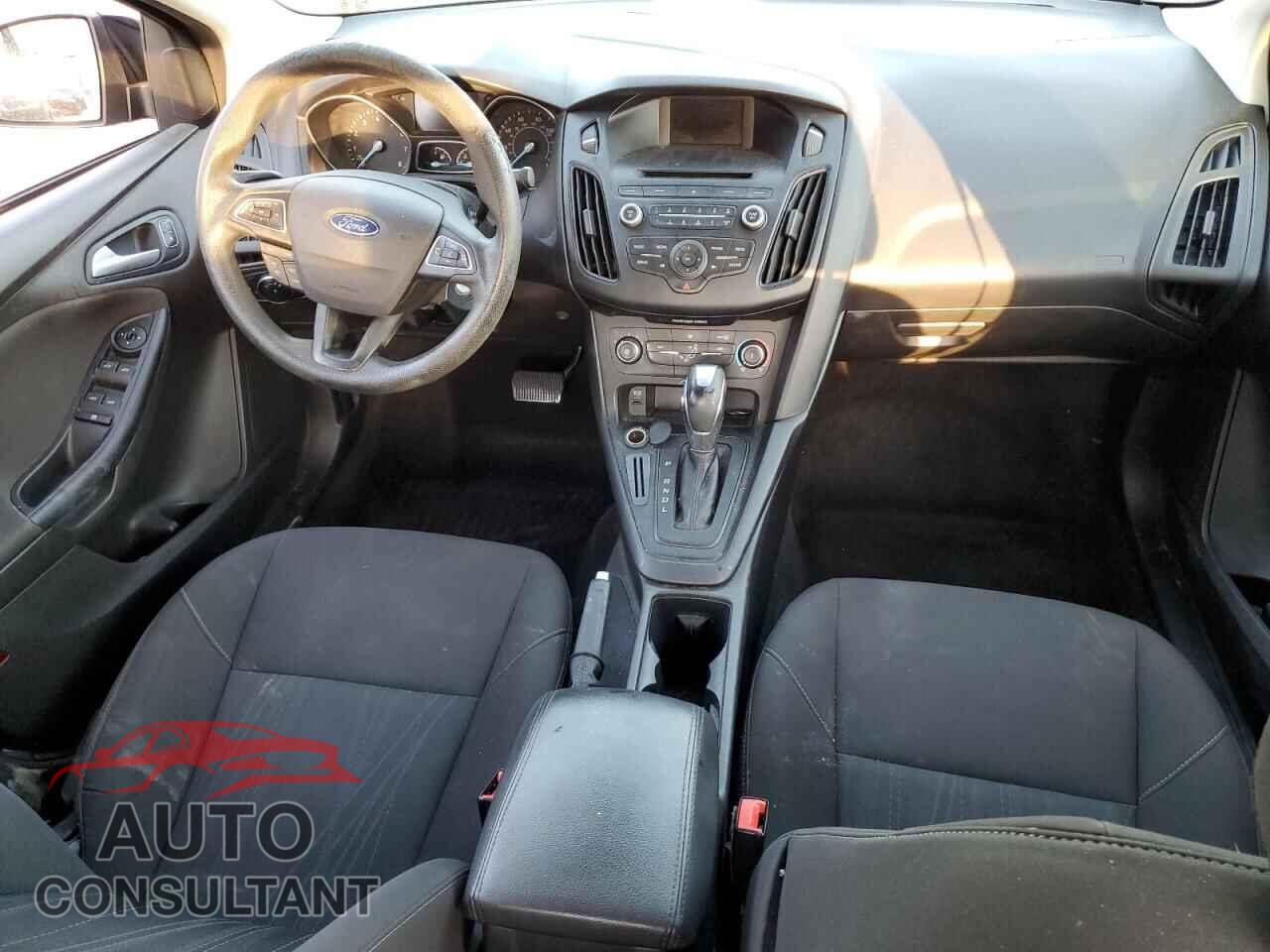 FORD FOCUS 2016 - 1FADP3F27GL266539