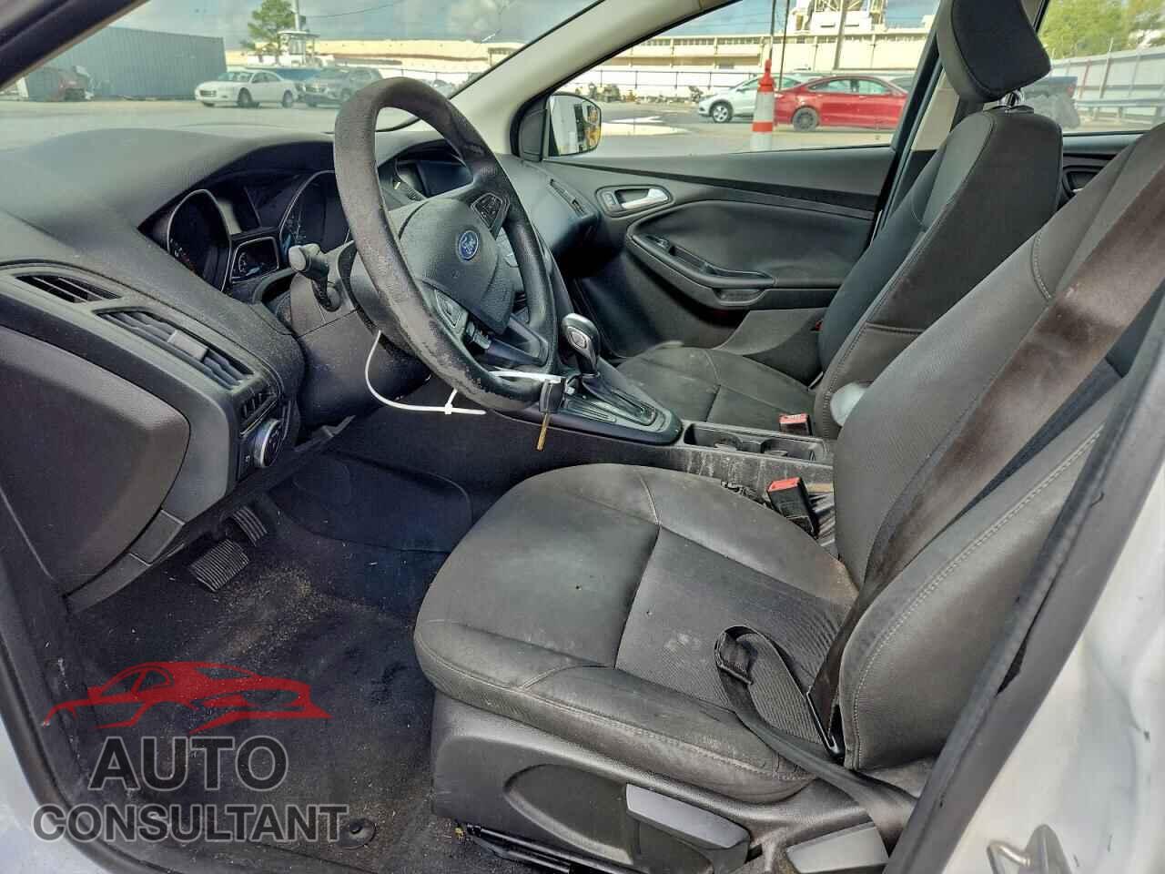 FORD FOCUS 2016 - 1FADP3F20GL296692
