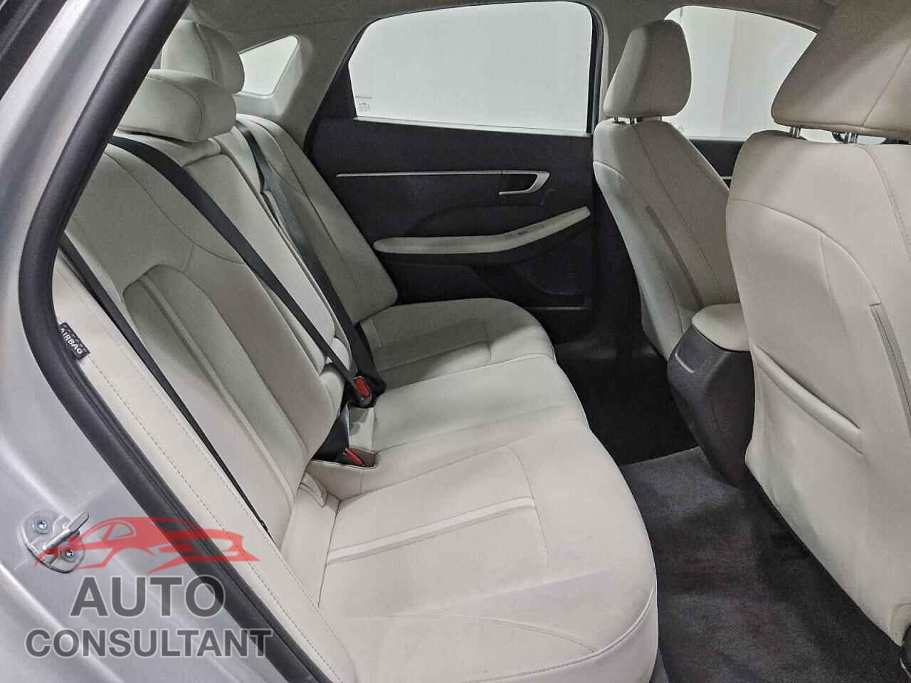 HYUNDAI SONATA 2025 - KMHL64JA9SA510415