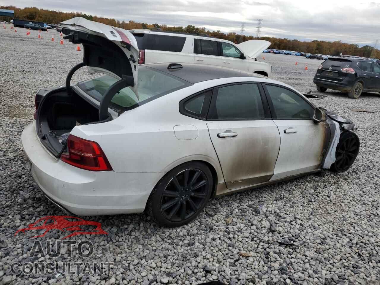 VOLVO S90 2017 - YV1A22ML7H1010801