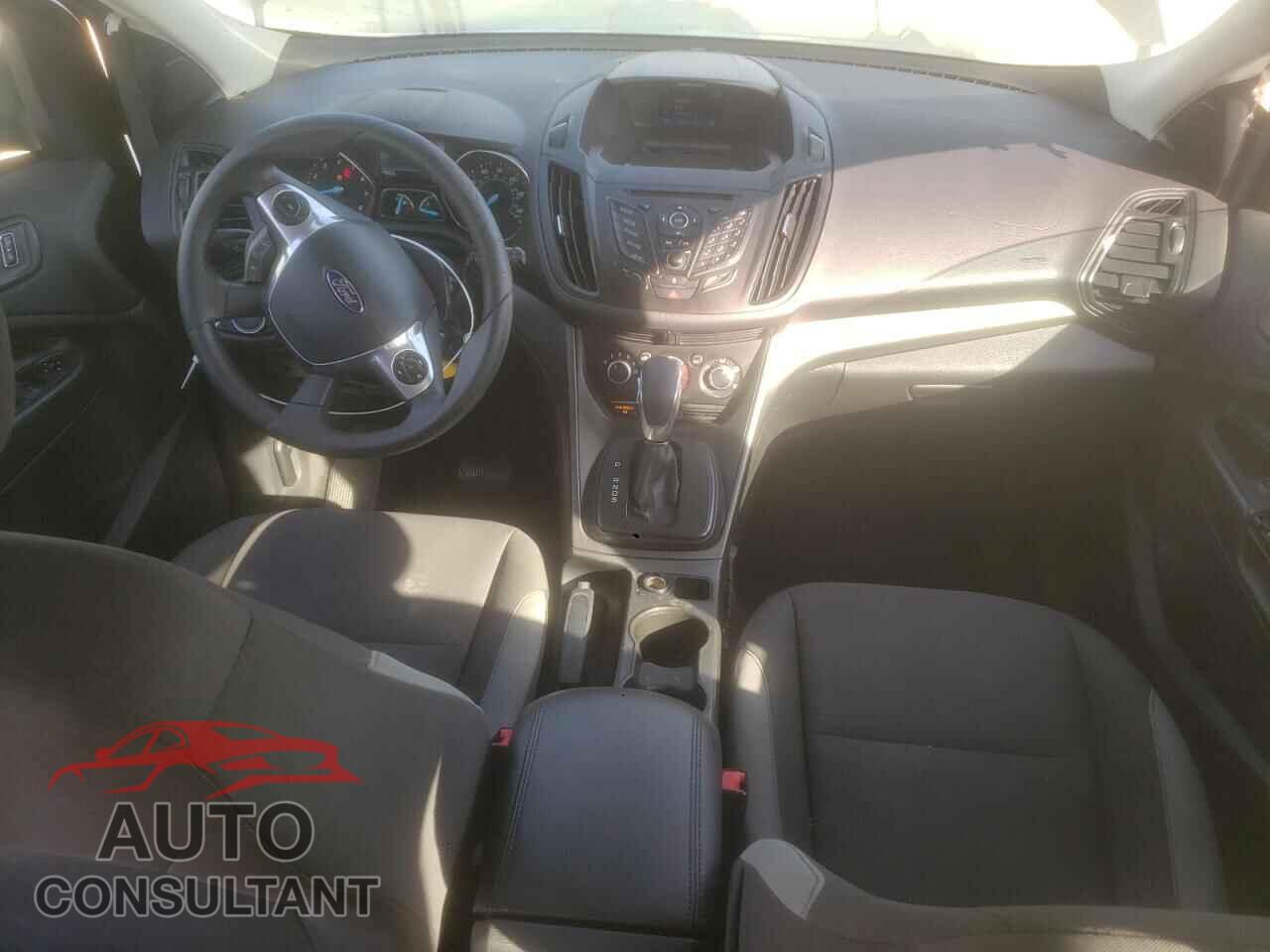FORD ESCAPE 2016 - 1FMCU0F76GUA03957