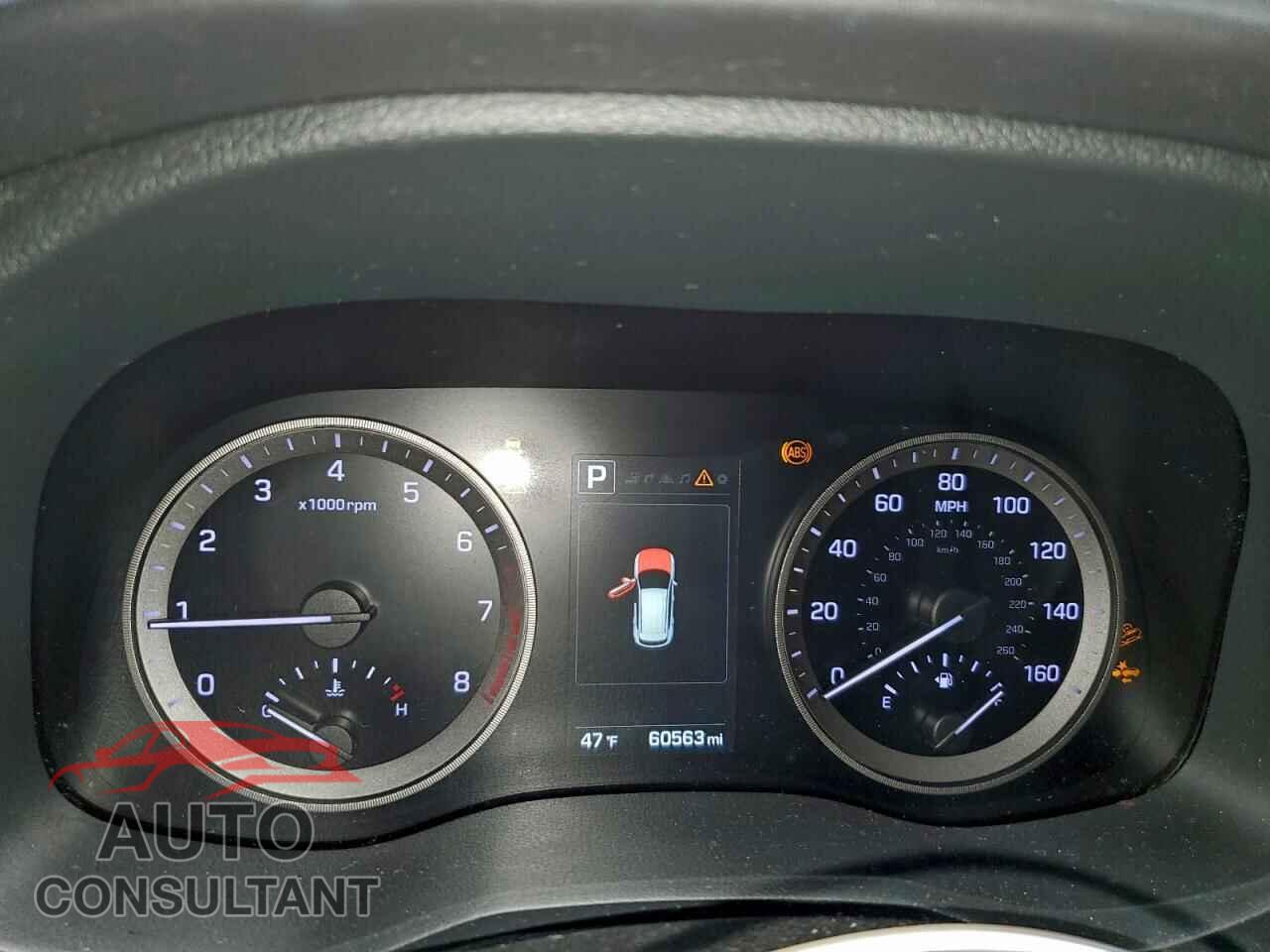 HYUNDAI TUCSON 2018 - KM8J3CA23JU784046