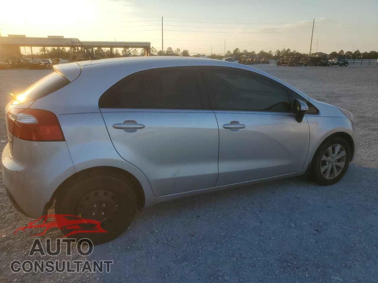 KIA RIO 2012 - KNADN5A3XC6028170