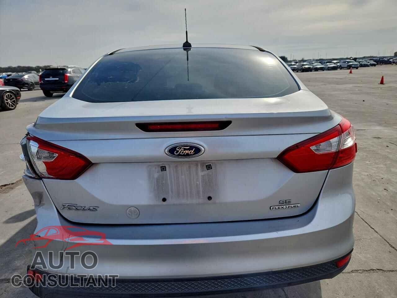 FORD FOCUS 2013 - 1FADP3F29DL243811