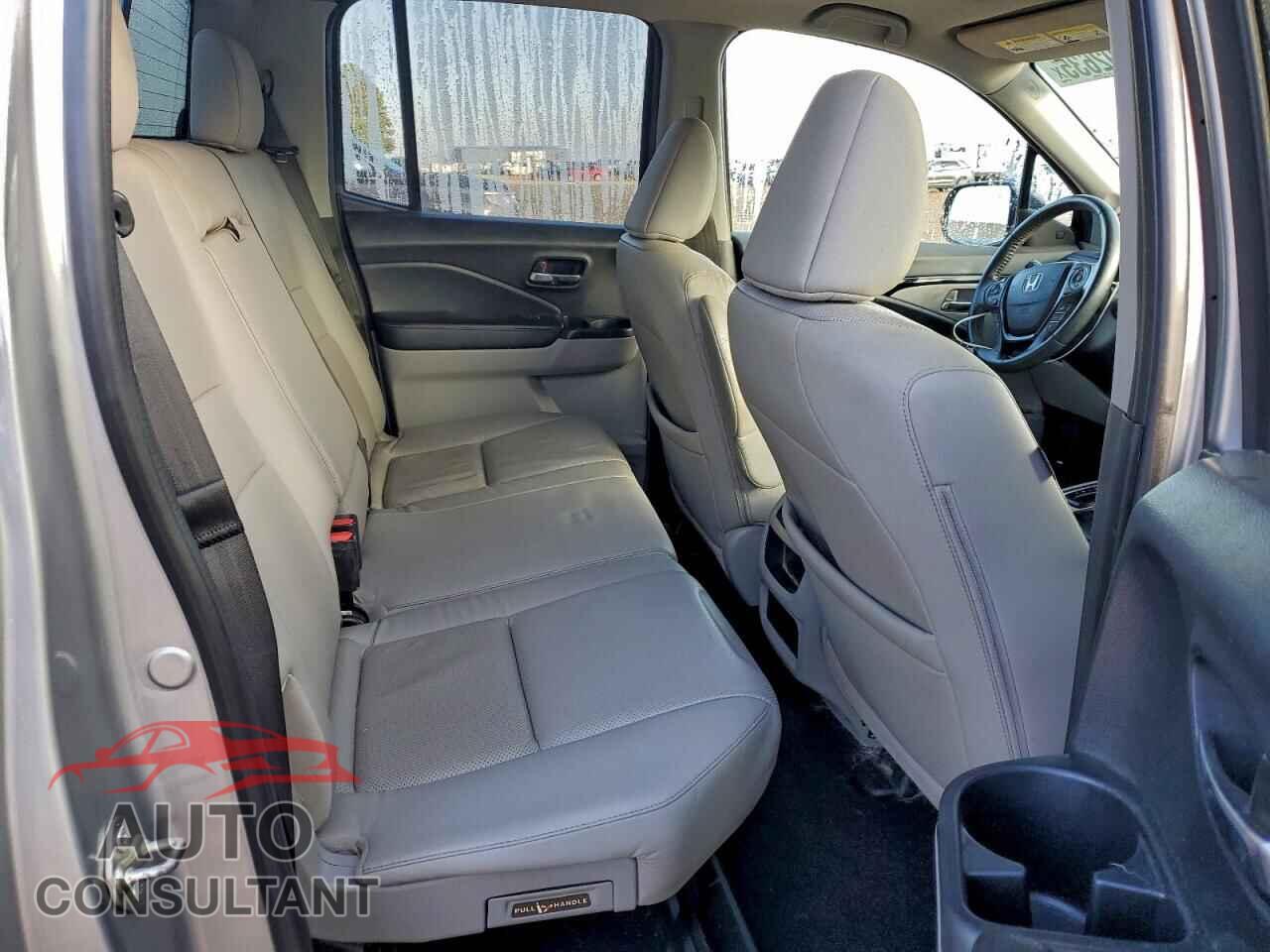 HONDA RIDGELINE 2017 - 5FPYK3F77HB024674