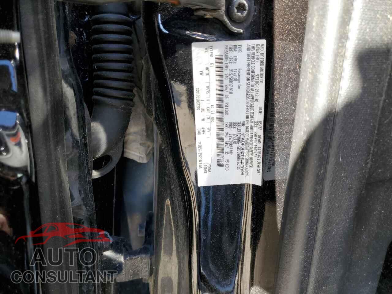 FORD FOCUS 2017 - 1FADP3H21HL279964
