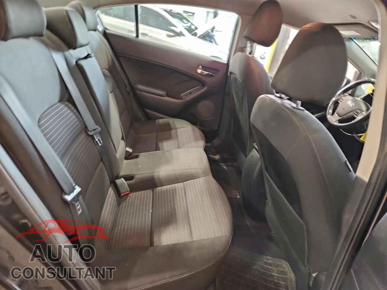 KIA FORTE 2015 - KNAFX4A65F5437257