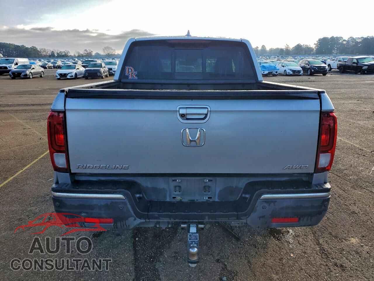HONDA RIDGELINE 2017 - 5FPYK3F77HB024674