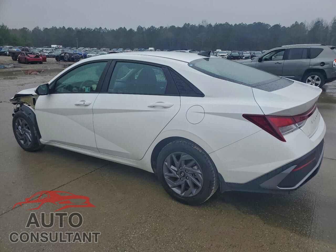 HYUNDAI ELANTRA 2024 - KMHLM4DG3RU756794