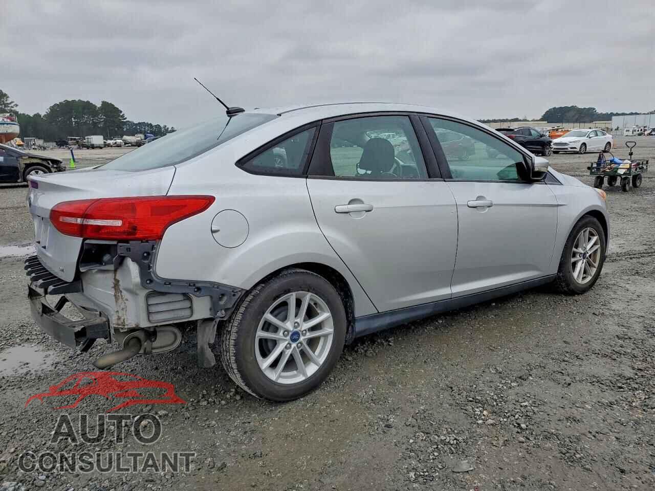 FORD FOCUS 2017 - 1FADP3F28HL329732