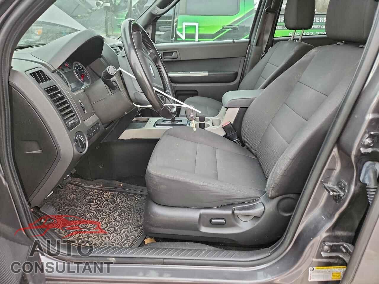 FORD ESCAPE 2011 - 1FMCU0D72BKB60134