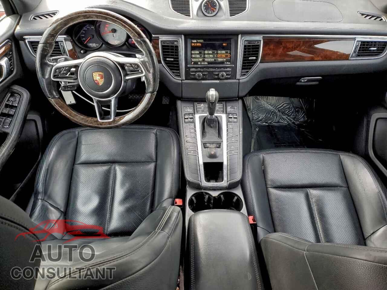 PORSCHE MACAN 2015 - WP1AB2A53FLB59217