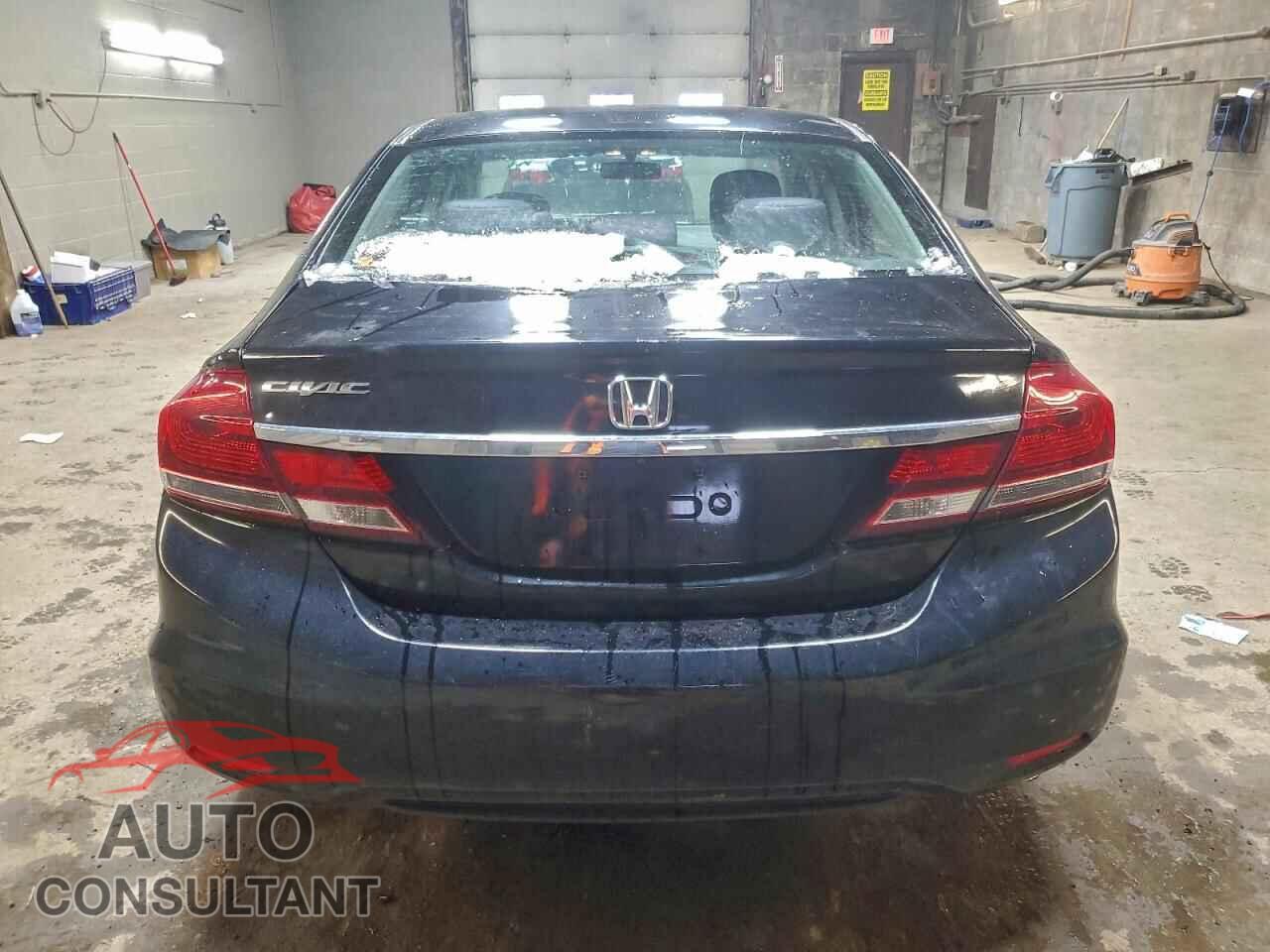 HONDA CIVIC 2015 - 19XFB2F59FE003014