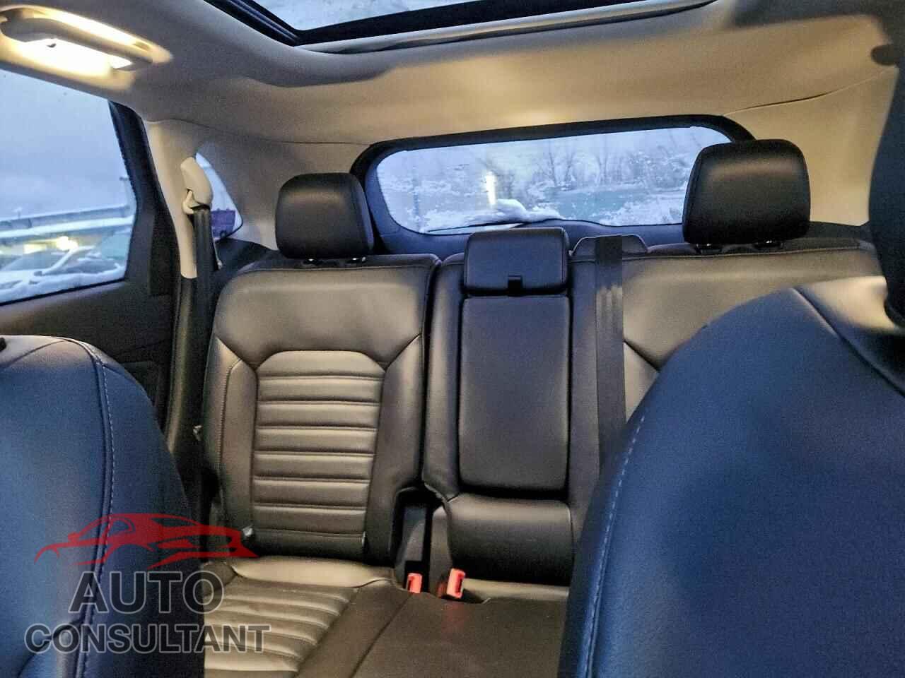 FORD EDGE 2018 - 2FMPK4J83JBC50848