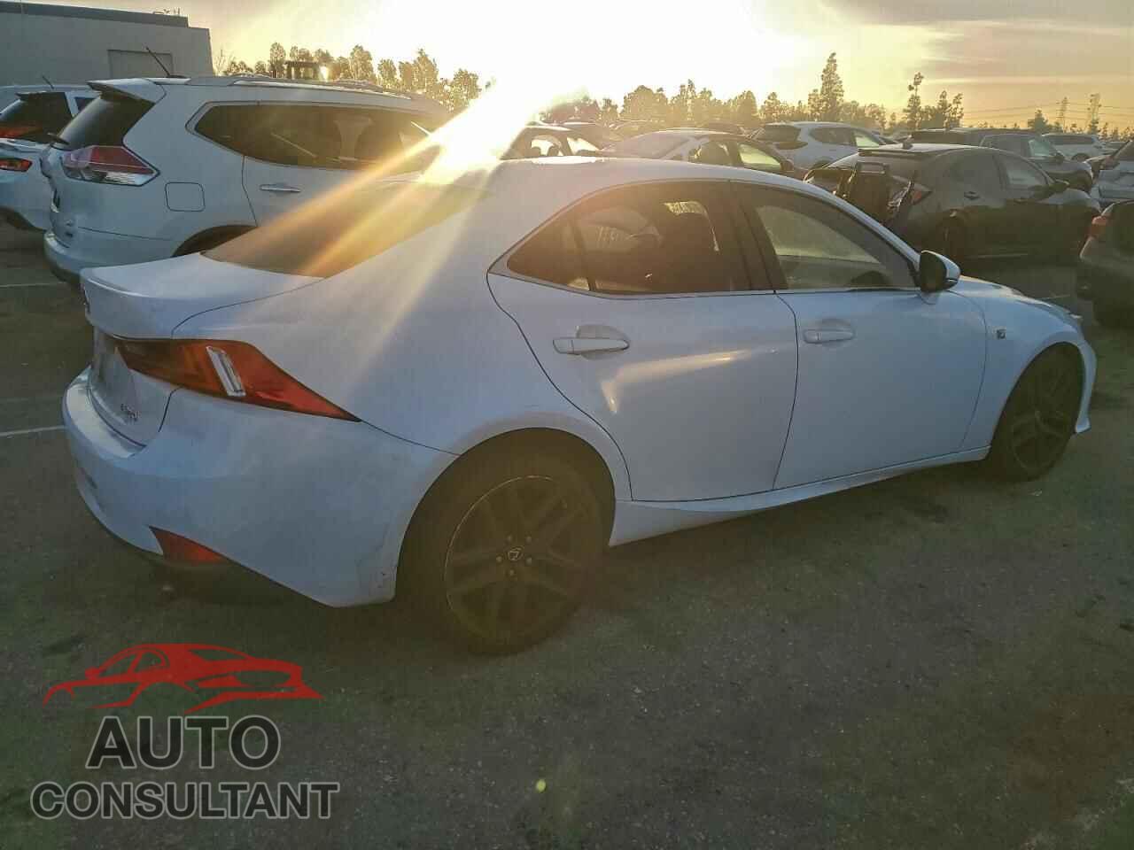 LEXUS IS 2015 - JTHBF1D22F5075981